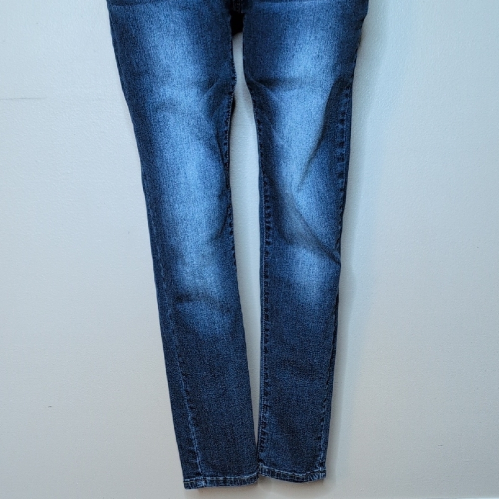 High-Rise Blue Skinny Jeans with Stretch – Size 8 - Picture 10 of 11